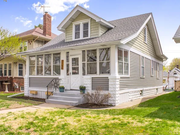 1158 Hawthorne Ave E, Saint Paul, MN 55106