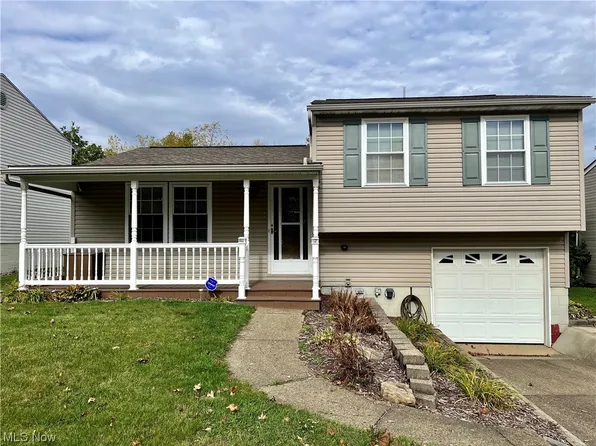 5045 Piccadilly St SW, Canton, OH 44706