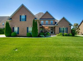 2118 Higgins Ln, Murfreesboro, TN 37130