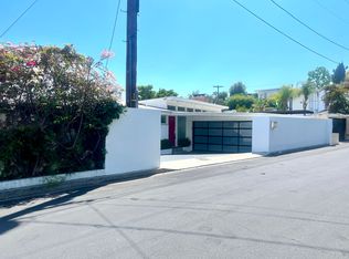 8376 Hollywood Blvd, Los Angeles, CA 90069