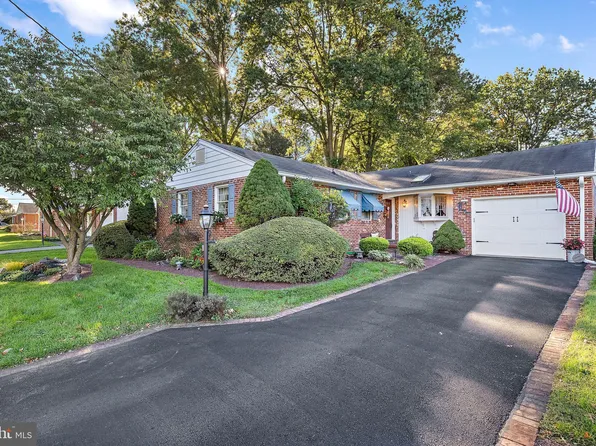 115 Yearsley Dr, Wilmington, DE 19808