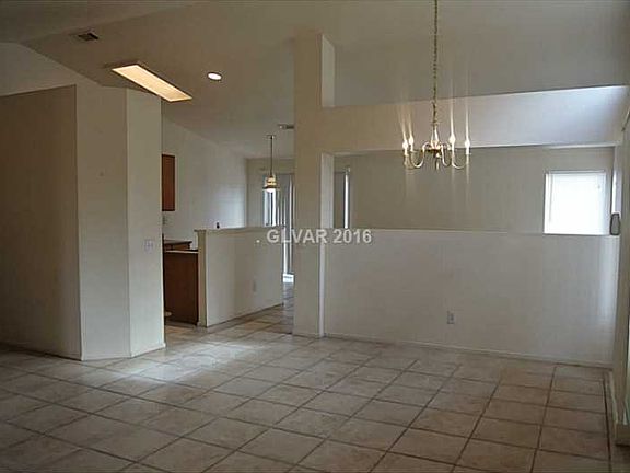 3rd image of 317 Montessa Ave