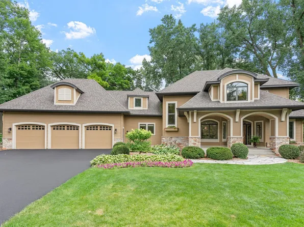 710 Shadyview Ln N, Plymouth, MN 55447