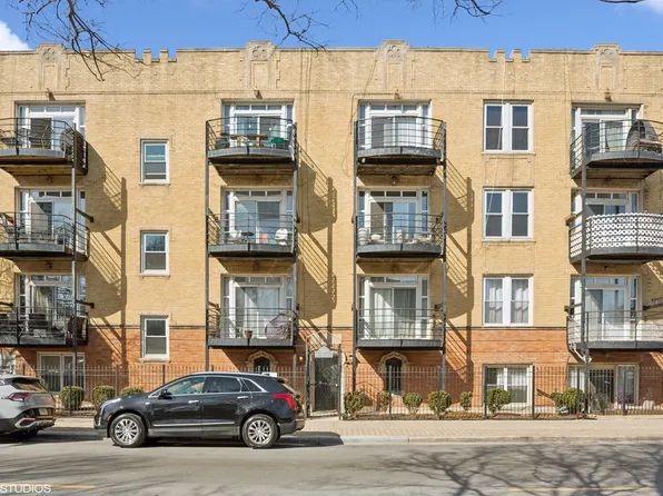 3100 W Addison St APT 3A, Chicago, IL 60618