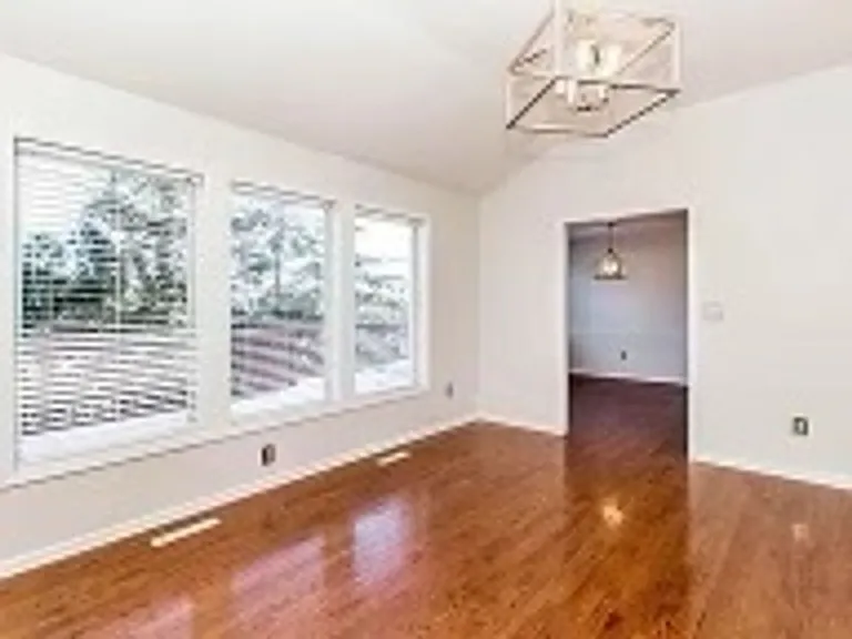 2300 S Hastings Ct — Photo 5