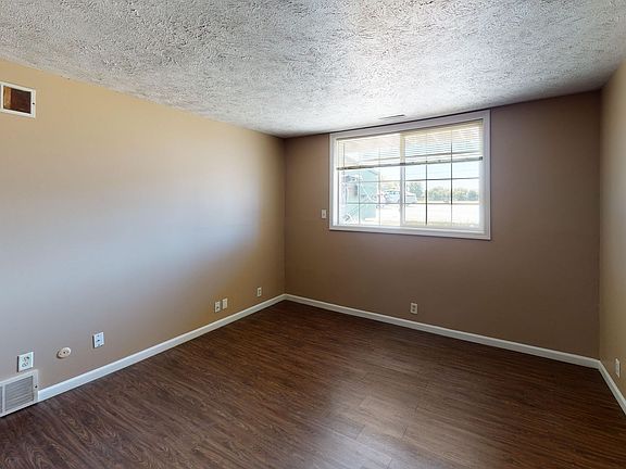 5th image of 3220-3222 W 13th St #1