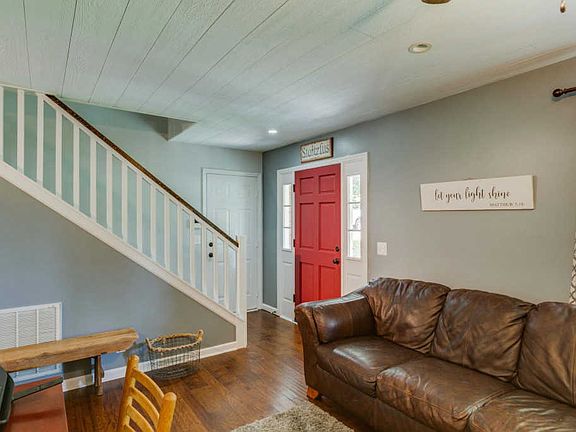 5th image of 2621 Blair Park Cir