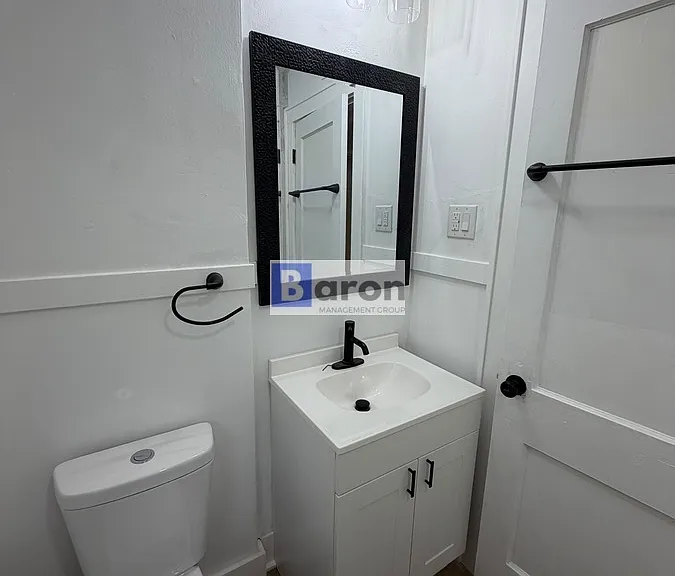 526 S 28th St — Photo 3