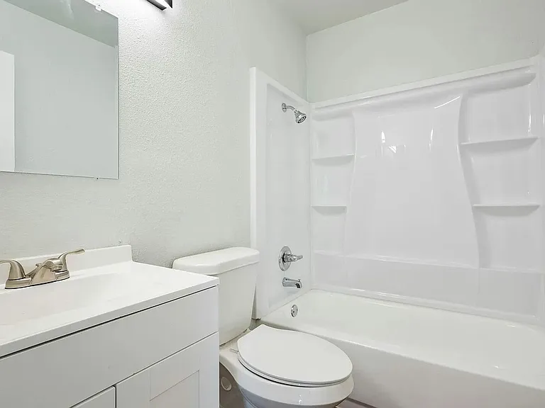 131 Elsie Ave — Photo 8
