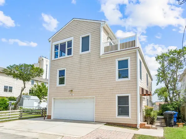 111 57th St #B, Virginia Beach, VA 23451