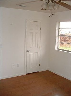 5th image of 2420 Artillery Dr