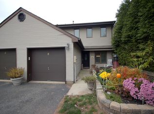 5 Peach Ct, Flemington, NJ 08822