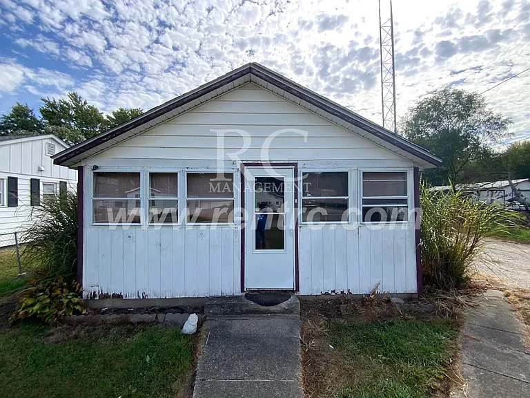 117 Vance Ln — Photo 1