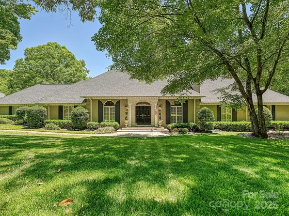 643 Baron Rd #8, Waxhaw, NC 28173