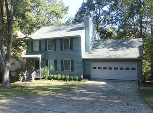 2279 Tapanzee Ln, Lawrenceville, GA 30044