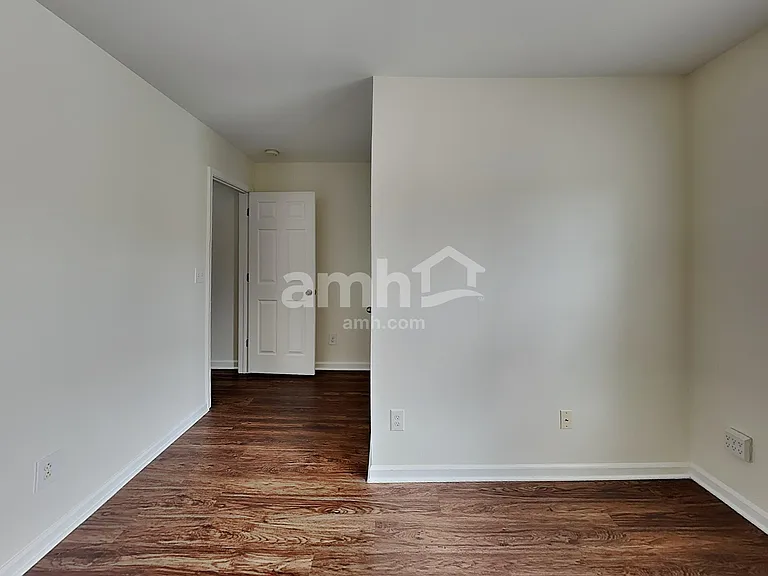 11812 Village Pond Dr — Photo 16