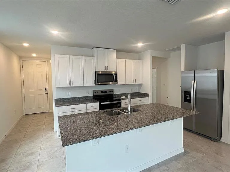 3185 Viceroy Ct — Photo 7
