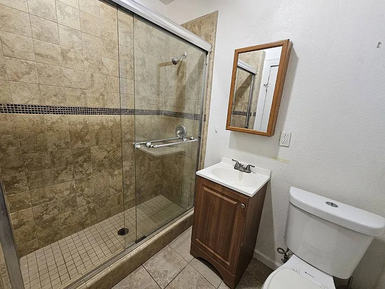 2310 Ellendale Pl #1388 — Photo 8