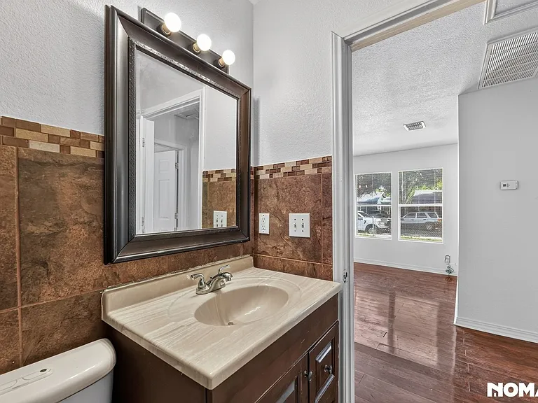 1534 Mardell St — Photo 25