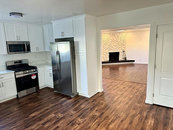 2nd image of 4062 W 130th St #A
