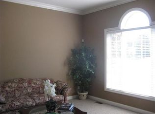 2998 Woodcrest Ln, Terre Haute, IN 47805