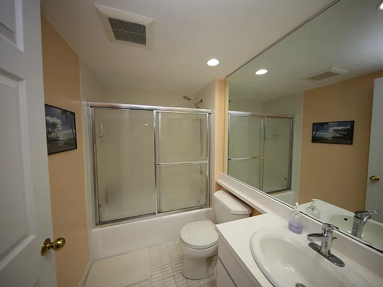 173 Oak St #104 — Photo 11