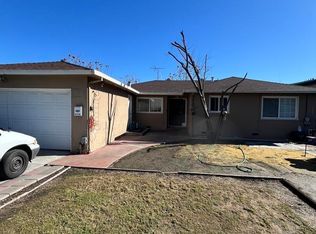 2184 Capitol Ave, East Palo Alto, CA 94303