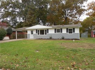 2601 Larkwood Dr, New Albany, IN 47150