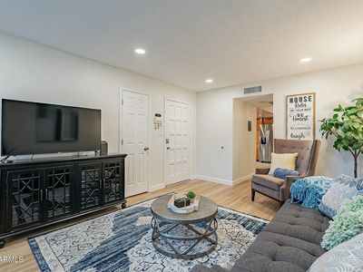 4925 N 73rd St APT 11, Scottsdale, AZ, 85251