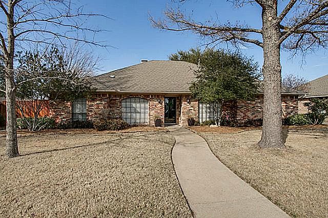 1st image of 3913 Llano Dr
