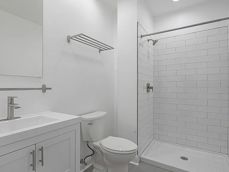 118 S Ellwood Ave #1 — Photo 12