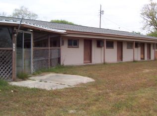 595 Margie Tewmey Rd, Port Lavaca, TX 77979