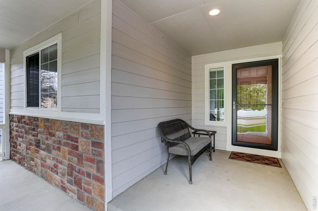 2548 Lynnhaven Ln