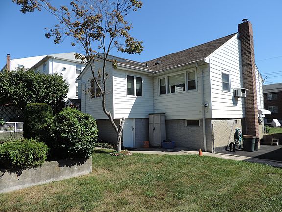 3rd image of 47 Mansion Ave