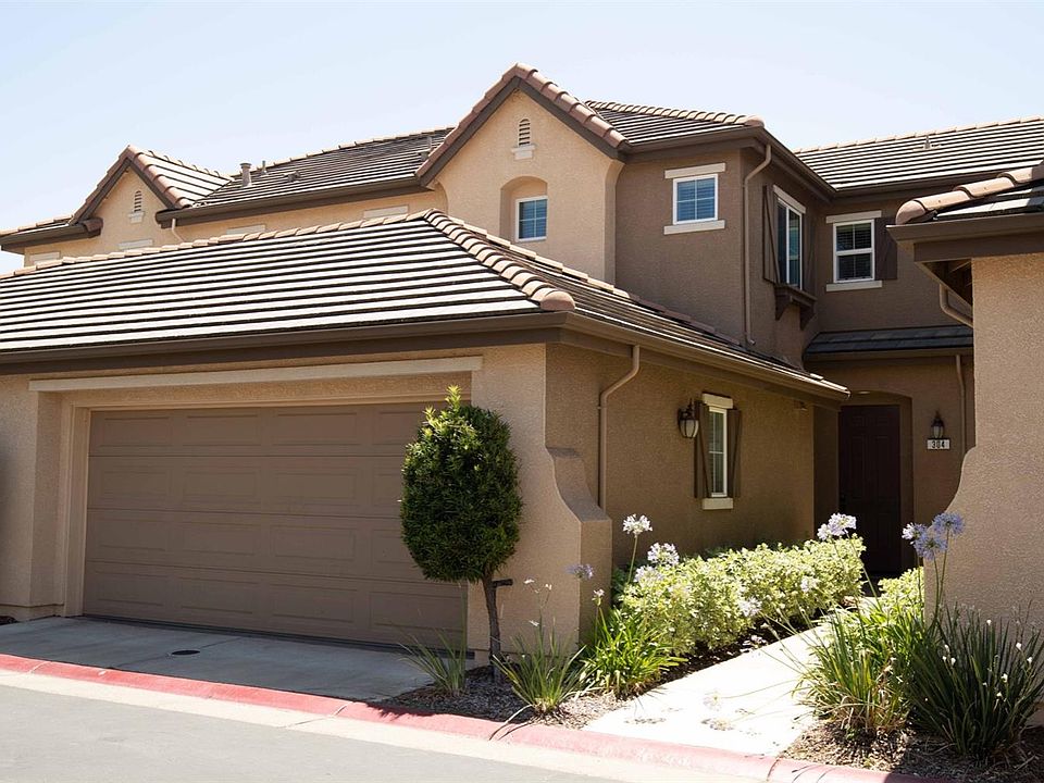 1st image of 304 Cezanne Ln