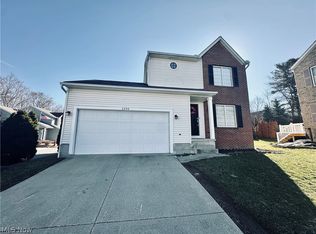 3200 Foxford Ct, Akron, OH 44312