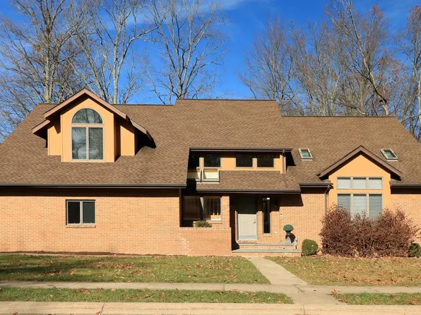 325 Canterbury Dr, State College, PA 16803