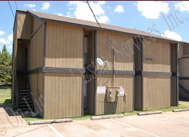 4207 Boyett St #D — Photo 1