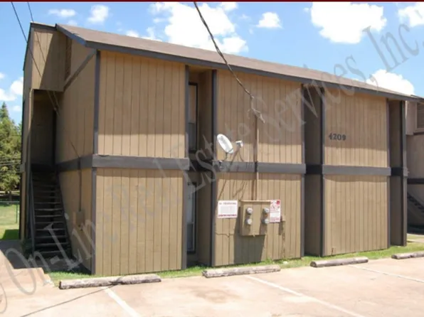4207 Boyett St APT D, Bryan, TX 77801