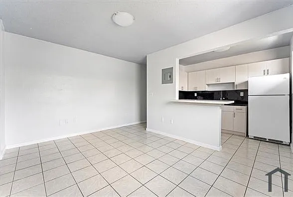 3255 W Flagler St #1-20 — Photo 4