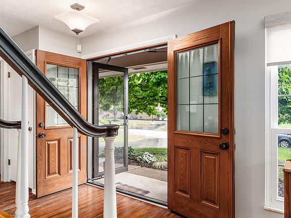 3rd image of 5568 Naiche Rd