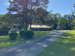 1094 Deer Creek Ln, Summit, MS 39666