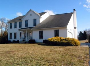 161 Applegate Dr, Hamilton, NJ 08690