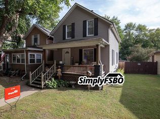 2414 5th Ave, Moline, IL 61265