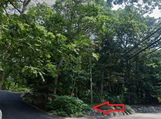 28 Rocky Hill Road, Mount Sinai, NY 11766