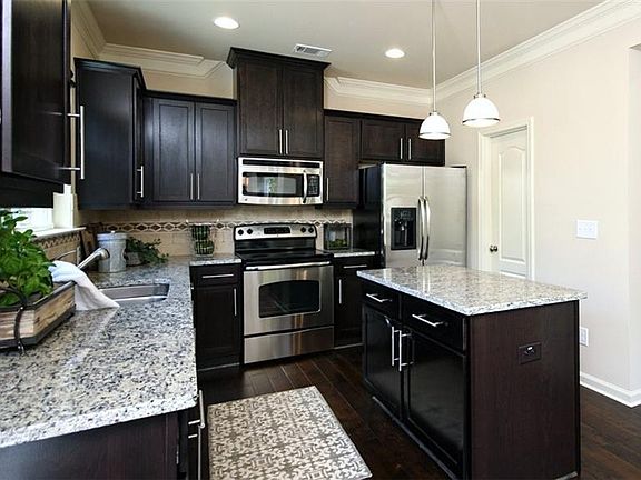 2nd image of 2816 Ellis Pointe Ave