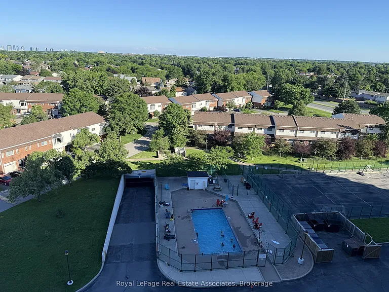 2900 Battleford Rd N #1008 — Photo 29