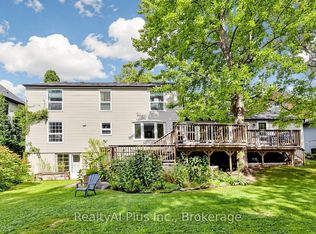 1438 Birchwood Dr, Mississauga, ON L5J1T2