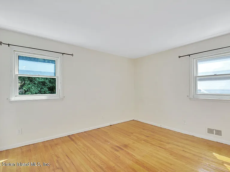 11 Duncan St #2 — Photo 4