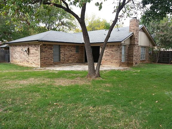 5th image of 8228 Irish Dr